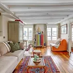 Pompidou & Louvre - 1Br - Cityapartmentstay